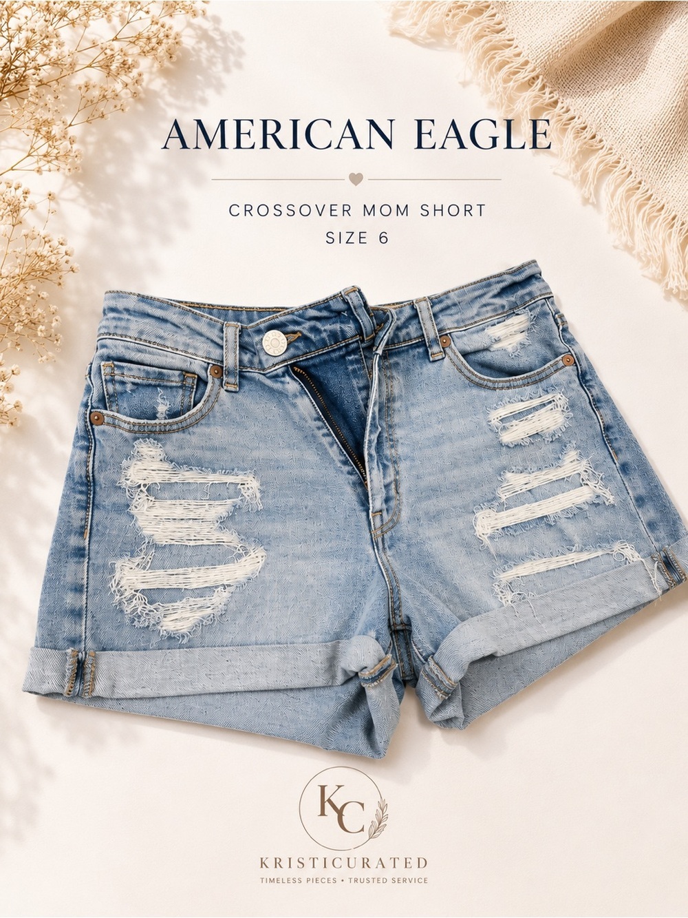 American Eagle Crossover Mom Denim Shorts Distressed Stretch Light Wash Size 6